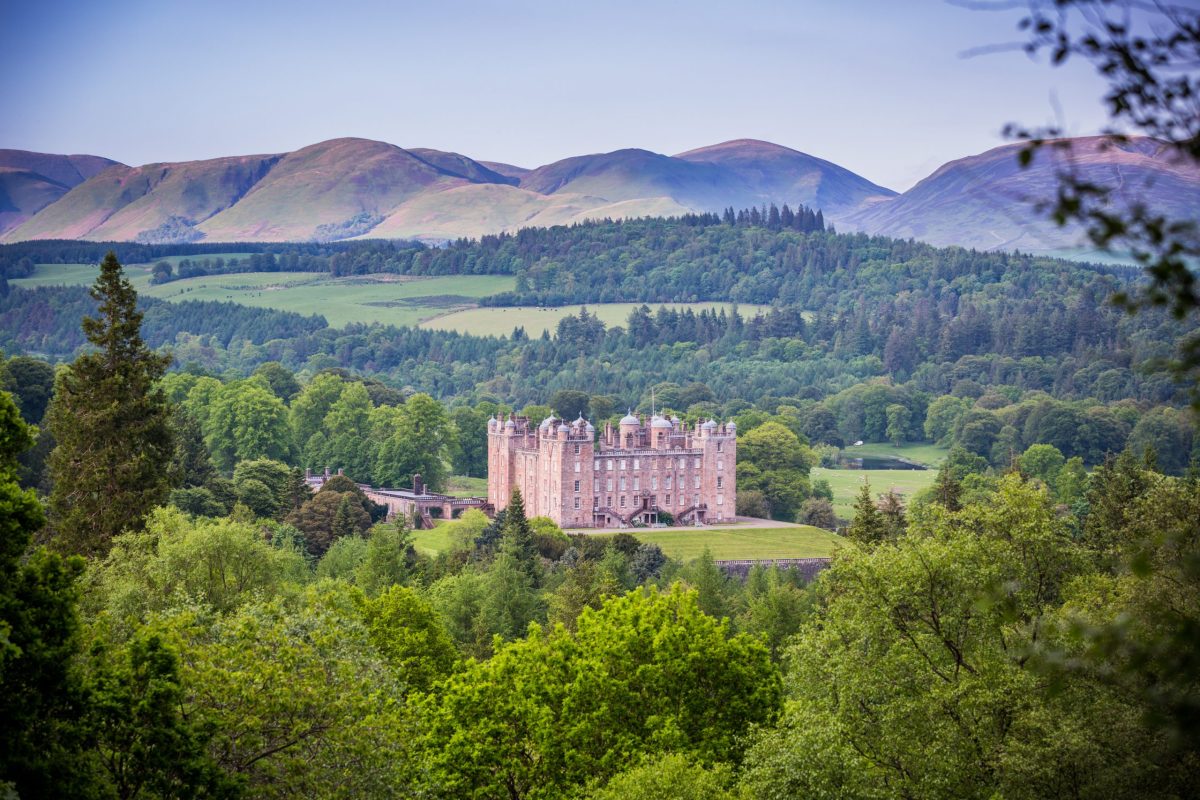 Drumlanrig Castle